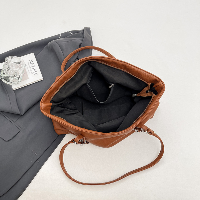 Rivet Dameshandtas Zacht PU-le - Leatherwork Rivets recensie en prijs
