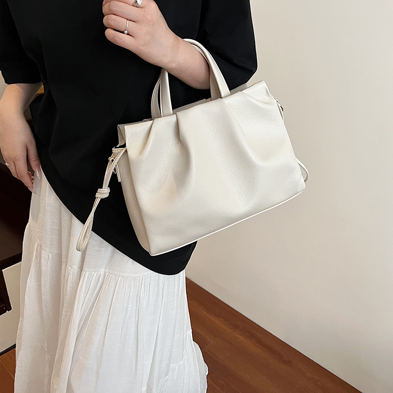 Trendy crossbodytas van PU-lee - Leatherwork Workshop recensie en prijs